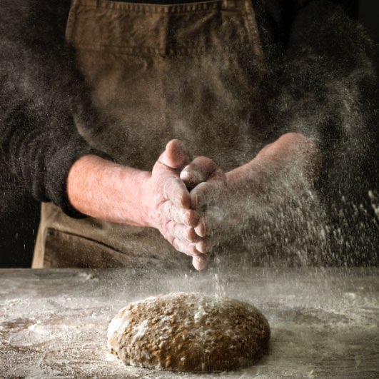 Zo kneedt je bakker het perfecte brood!