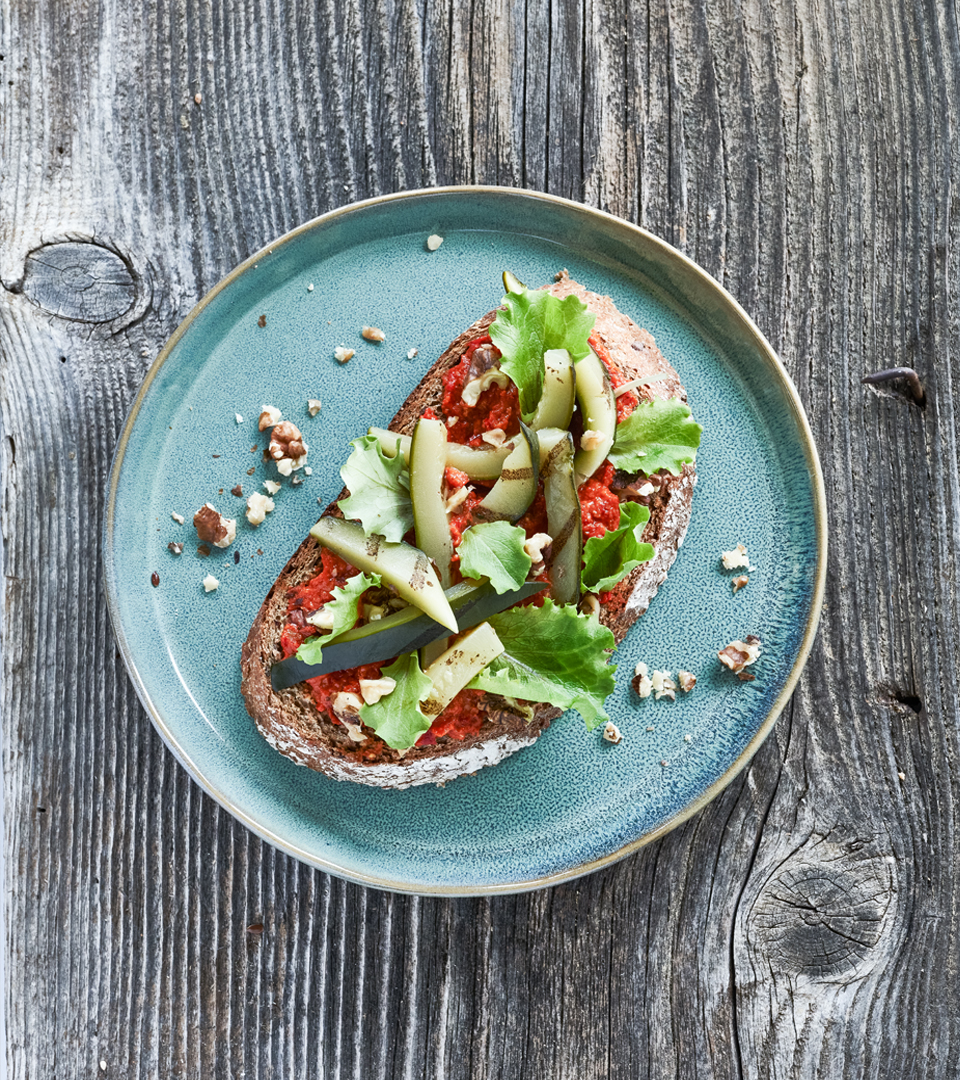 Waldkorn® met muhammara en courgette